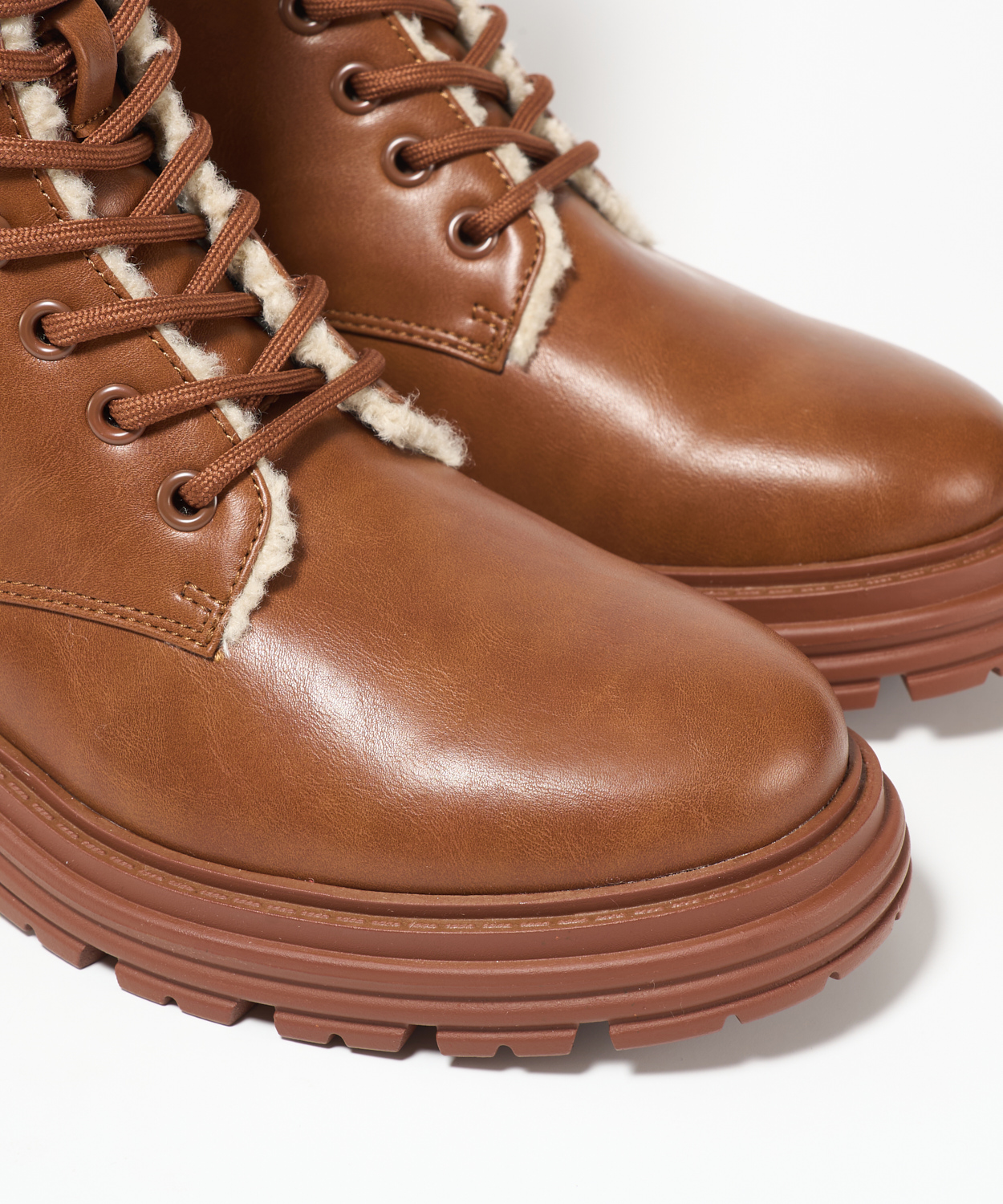 Botim cordão image number null